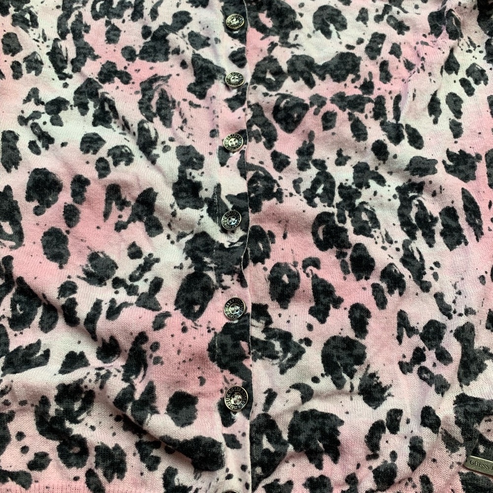 Like New Guess Leopard Print Light Sweater